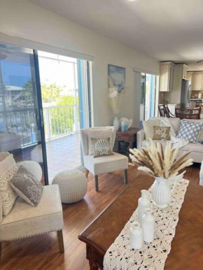 Marathon Beach House w/ Private Dock